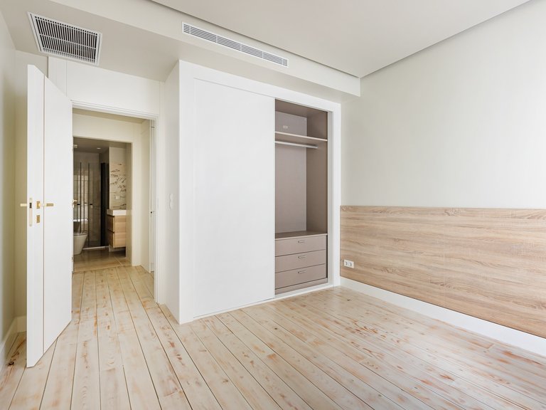 Apartment for Sale in Lisboa, Lisbon, Portugal 9