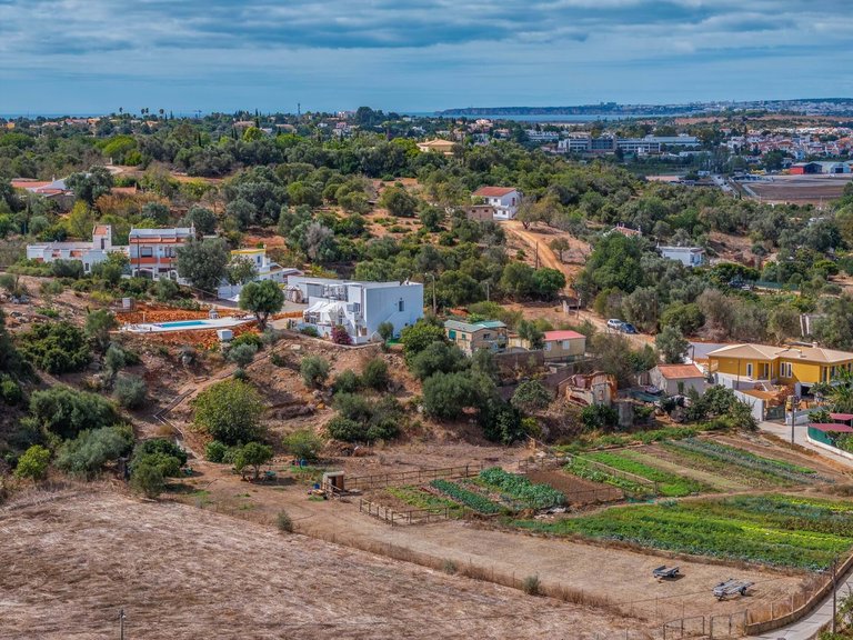 Villa for Sale in Portimão, Algarve, Portugal 59