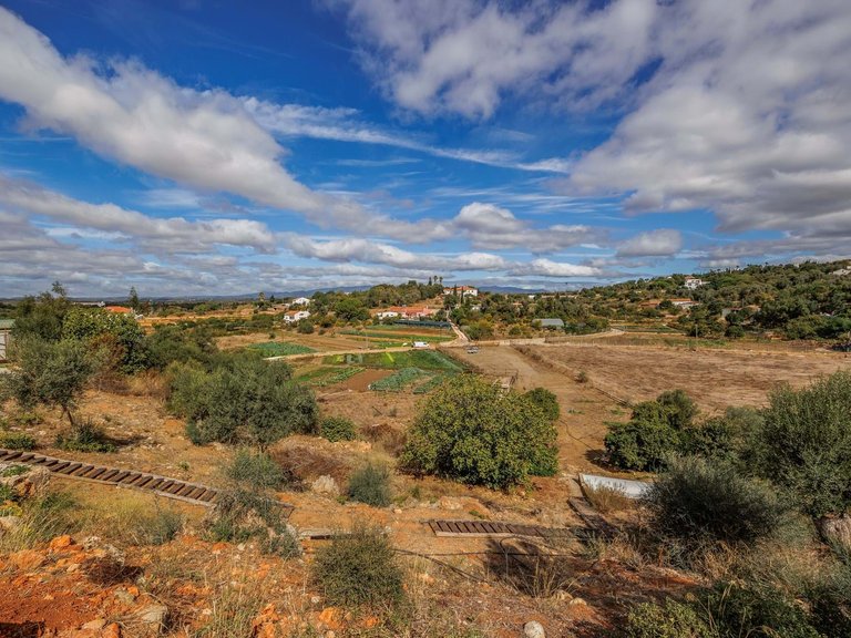 Villa for Sale in Portimão, Algarve, Portugal 2