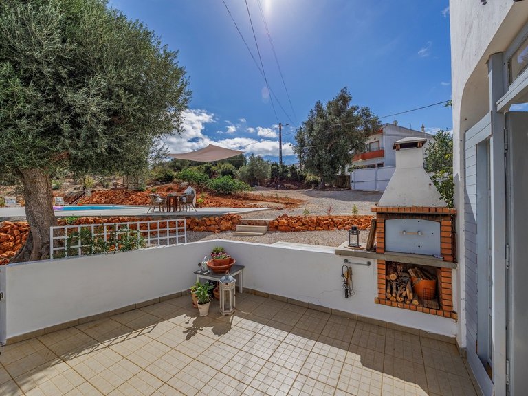 Villa for Sale in Portimão, Algarve, Portugal 7