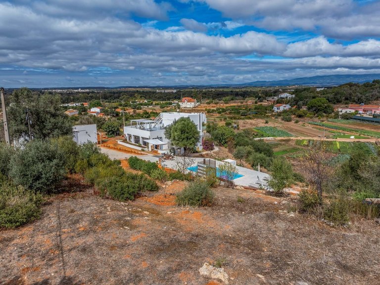 Villa for Sale in Portimão, Algarve, Portugal 50
