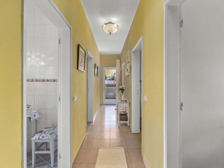 Villa for Sale in Portimão, Algarve, Portugal 40