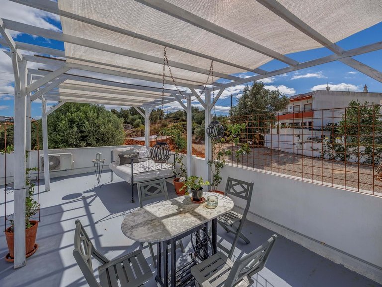 Villa for Sale in Portimão, Algarve, Portugal 10