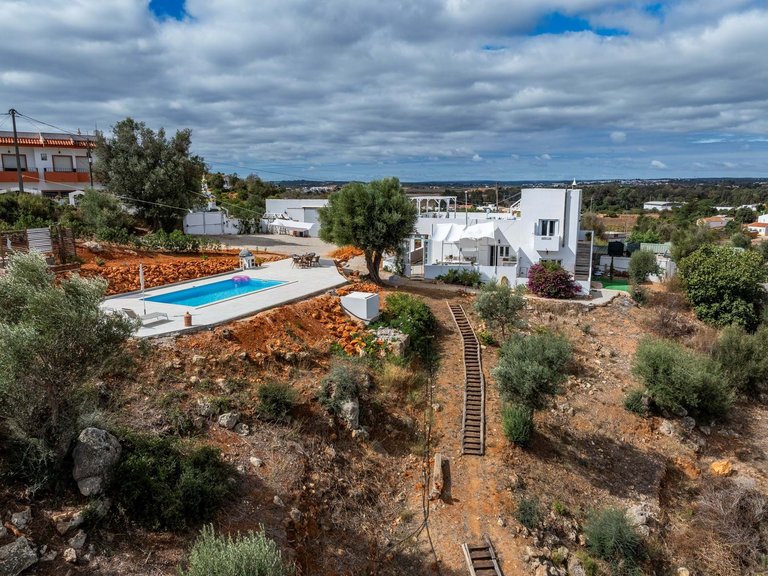 Villa for Sale in Portimão, Algarve, Portugal 48