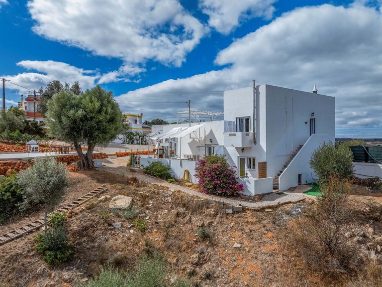 Villa for Sale in Portimão, Algarve, Portugal 57