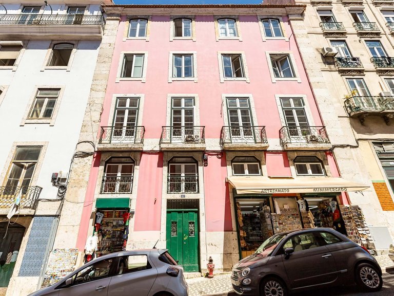 Apartment for Sale in Lisboa, Lisbon, Portugal 12