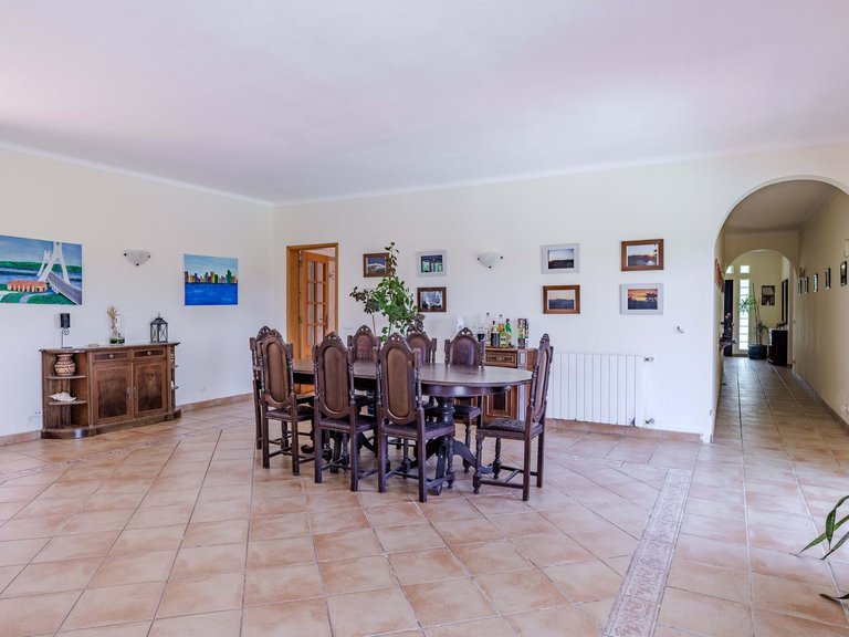 Villa for Sale in Lagoa, Algarve, Portugal 35