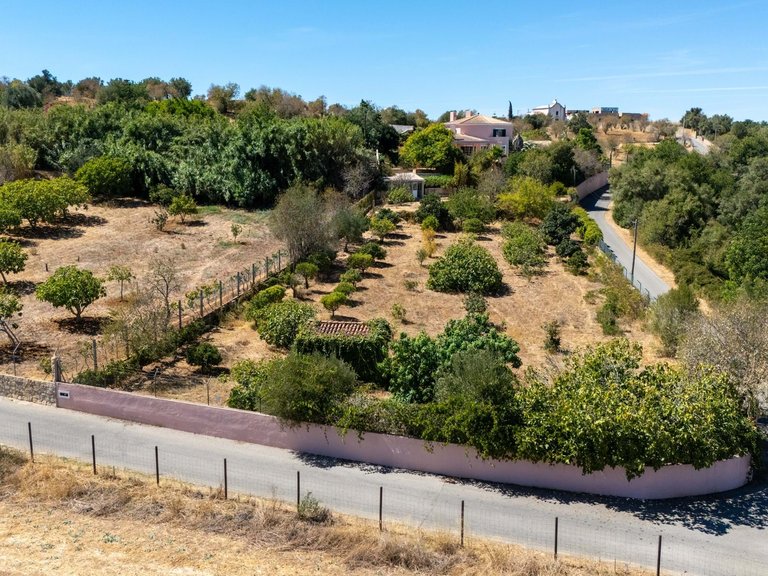 Villa for Sale in Lagoa, Algarve, Portugal 45