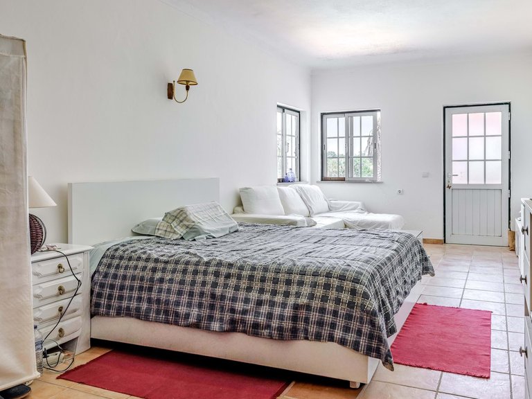 Villa for Sale in Lagoa, Algarve, Portugal 34