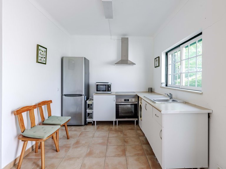 Villa for Sale in Lagoa, Algarve, Portugal 39
