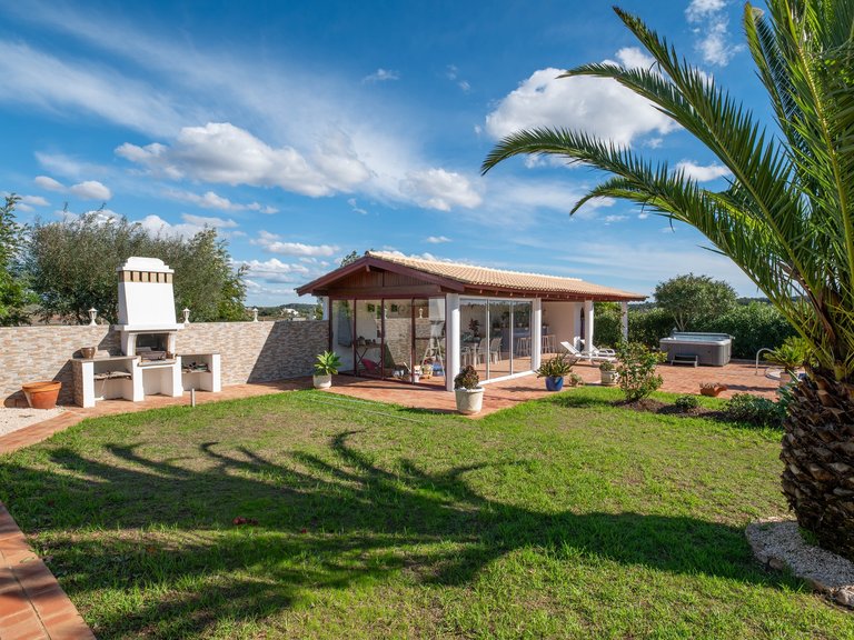 Villa for Sale in Lagos, Algarve, Portugal 10