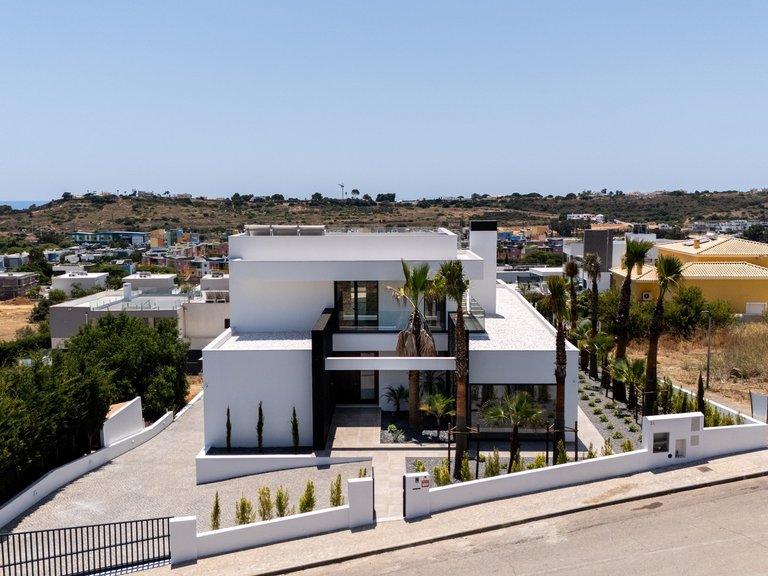 Villa for Sale in Albufeira, Algarve, Portugal 20