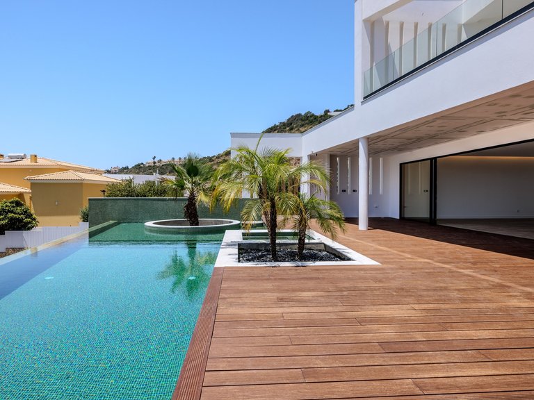 Villa for Sale in Albufeira, Algarve, Portugal 17