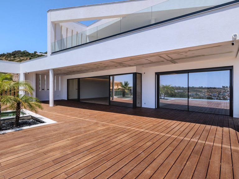 Villa for Sale in Albufeira, Algarve, Portugal 18