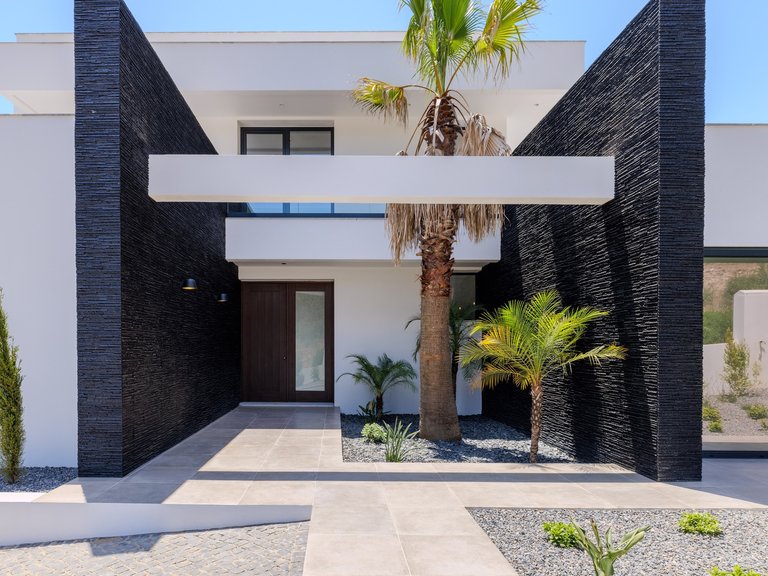 Villa for Sale in Albufeira, Algarve, Portugal 14