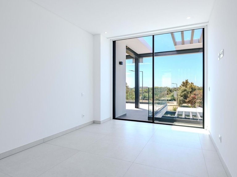 Villa for Sale in Albufeira, Algarve, Portugal 21