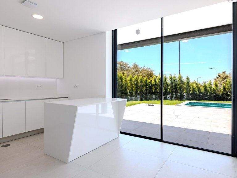 Villa for Sale in Albufeira, Algarve, Portugal 8