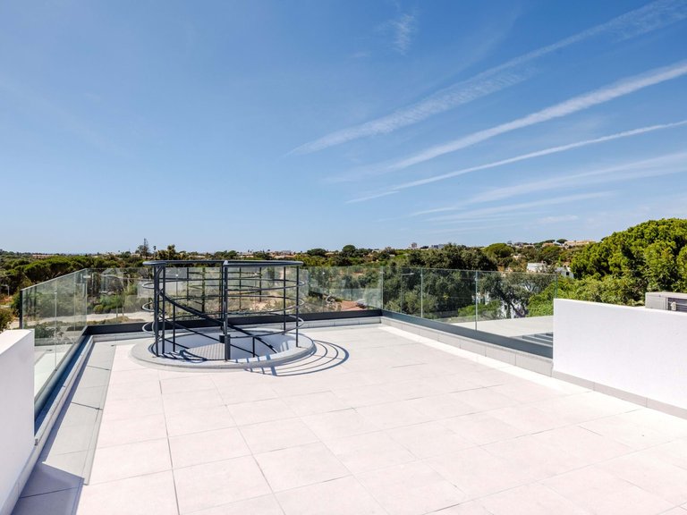 Villa for Sale in Albufeira, Algarve, Portugal 25