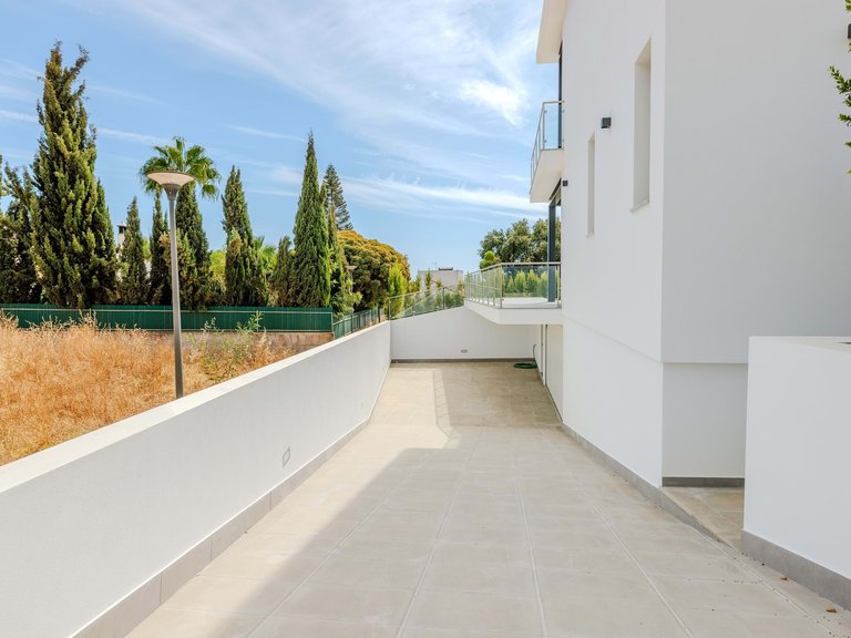 Villa for Sale in Albufeira, Algarve, Portugal 25