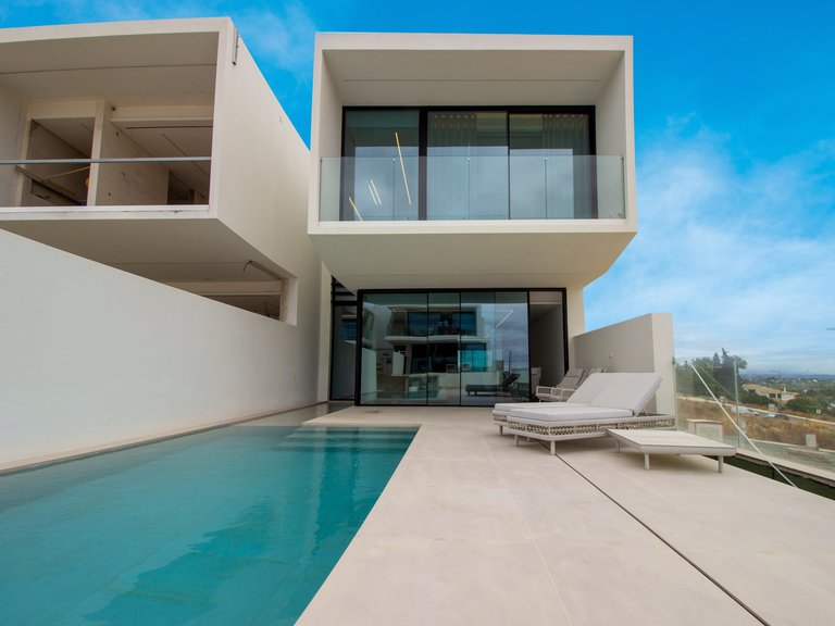 Villa for Sale in Albufeira, Algarve, Portugal 17