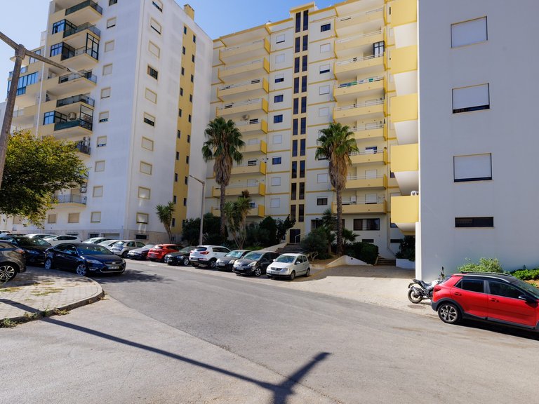 Apartment for Sale in Portimão, Algarve, Portugal 20