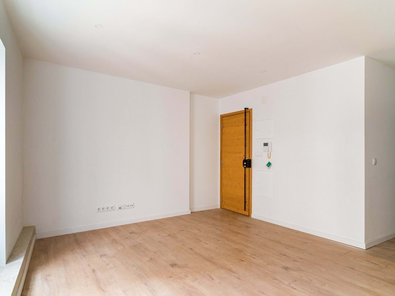 Apartment for Sale in Lisboa, Lisbon, Portugal 15