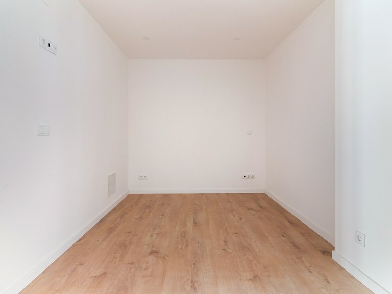Apartment for Sale in Lisboa, Lisbon, Portugal 23