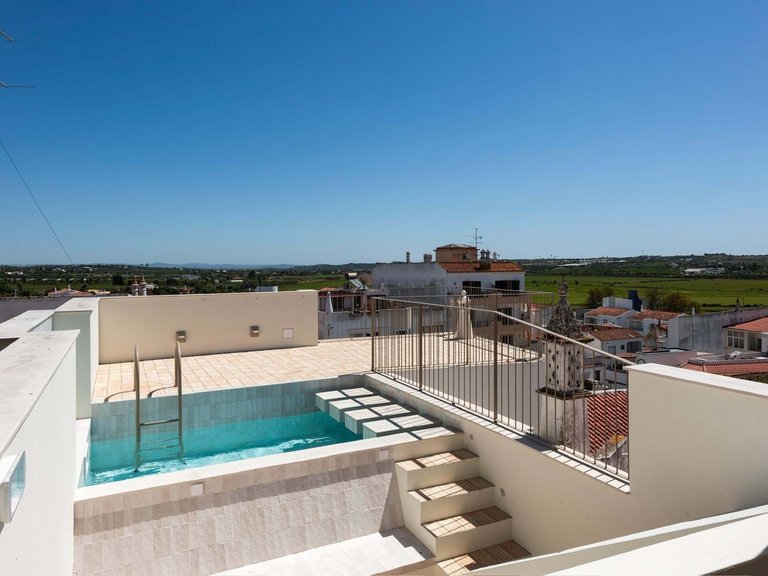 Apartment for Sale in Lagoa, Algarve, Portugal 16