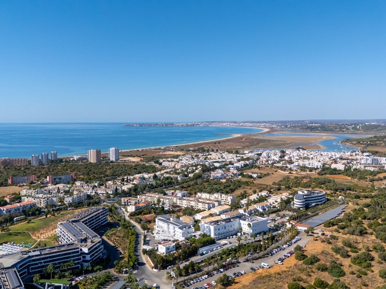 Apartment for Sale in Portimão, Algarve, Portugal 1