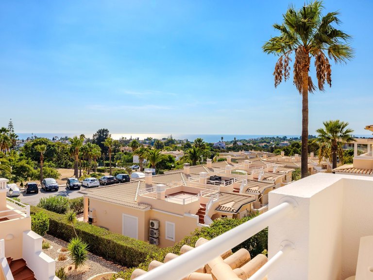 Apartment for Sale in Lagoa, Algarve, Portugal 1
