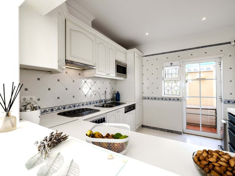 Apartment for Sale in Lagoa, Algarve, Portugal 13