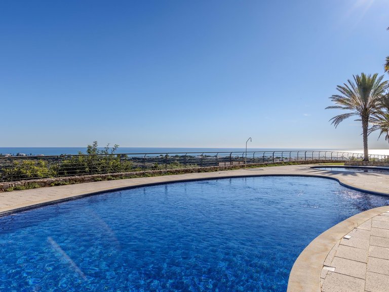 Villa for Sale in Albufeira, Algarve, Portugal 6