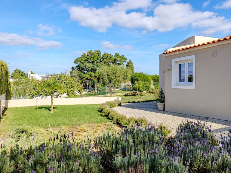 Villa for Sale in Portimão, Algarve, Portugal 14