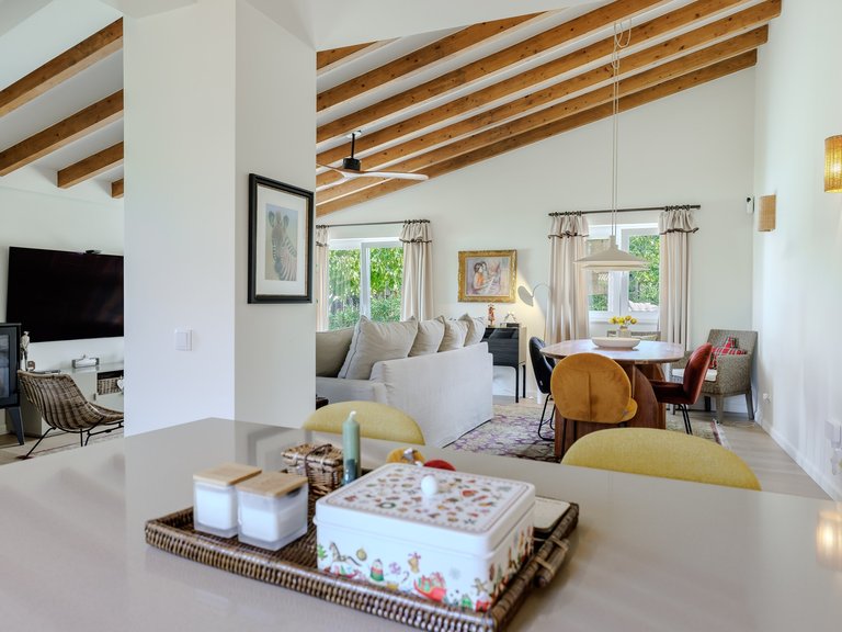 Villa for Sale in Portimão, Algarve, Portugal 4