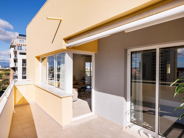 Apartment for Sale in Portimão, Algarve, Portugal 21