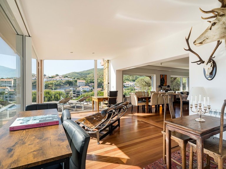 Villa for Sale in Portimão, Algarve, Portugal 10