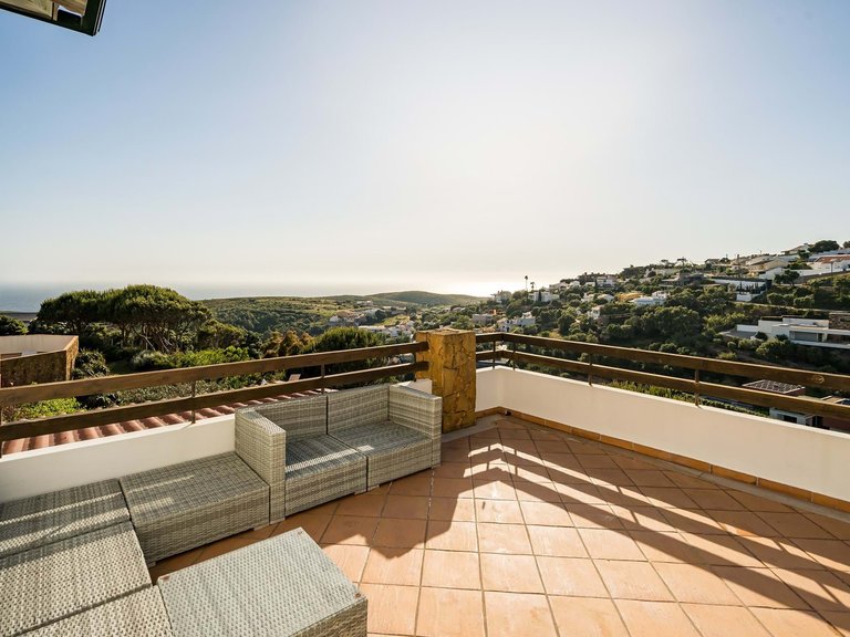 Villa for Sale in Portimão, Algarve, Portugal 26