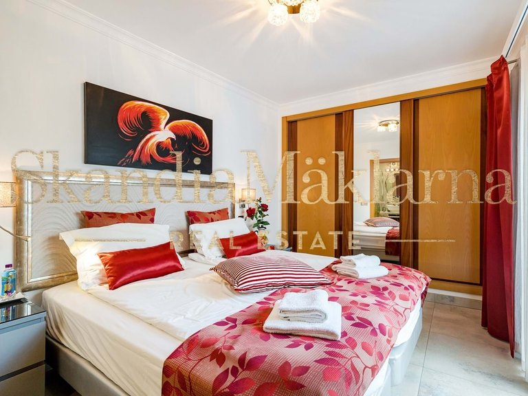 Villa for Sale in Portimão, Algarve, Portugal 16