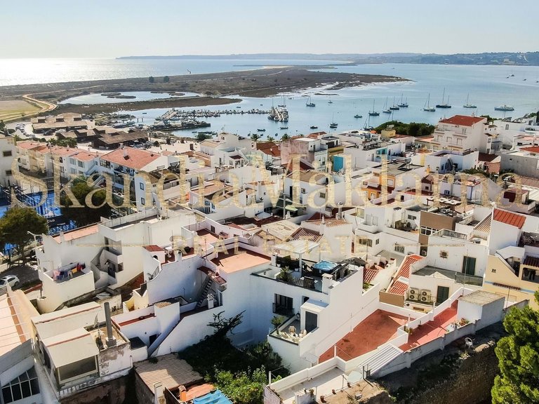 Villa for Sale in Portimão, Algarve, Portugal 7