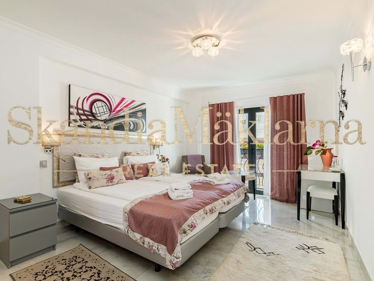 Villa for Sale in Portimão, Algarve, Portugal 14
