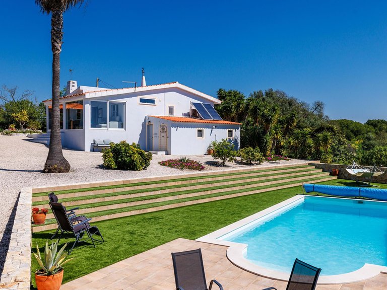 Villa for Sale in Silves, Algarve, Portugal 37