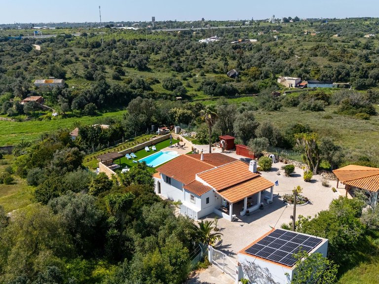 Villa for Sale in Silves, Algarve, Portugal 60