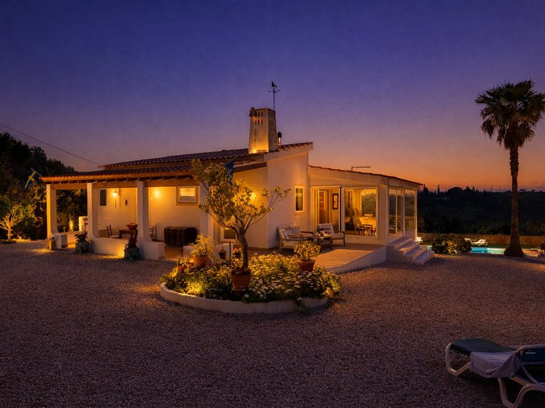 Villa for Sale in Silves, Algarve, Portugal 2