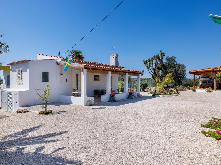 Villa for Sale in Silves, Algarve, Portugal 6
