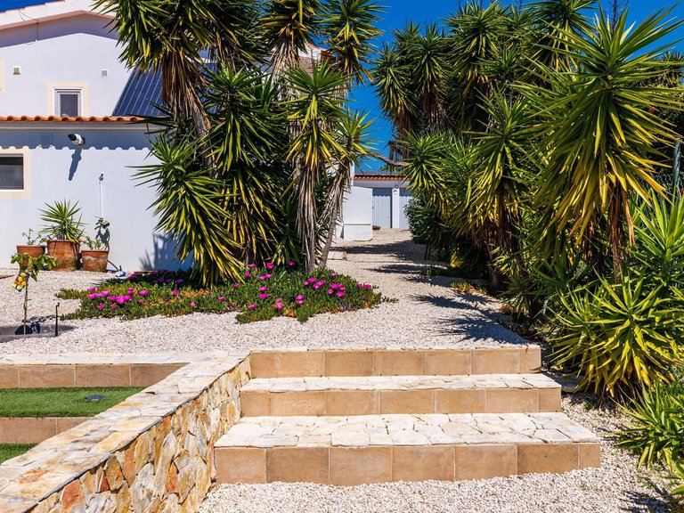 Villa for Sale in Silves, Algarve, Portugal 41