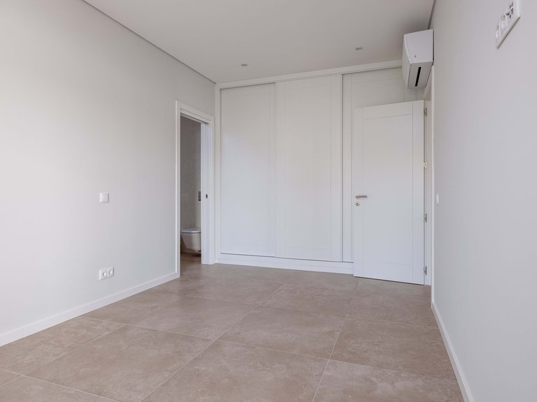Apartment for Sale in Portimão, Algarve, Portugal 10