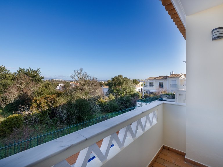 Villa for Sale in Lagoa, Algarve, Portugal 7
