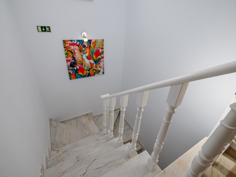 Villa for Sale in Lagoa, Algarve, Portugal 34