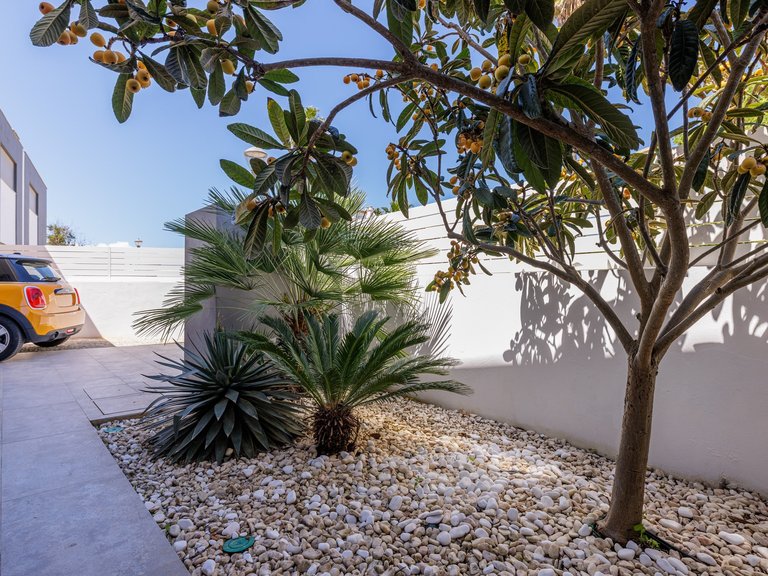 Villa for Sale in Lagoa, Algarve, Portugal 28