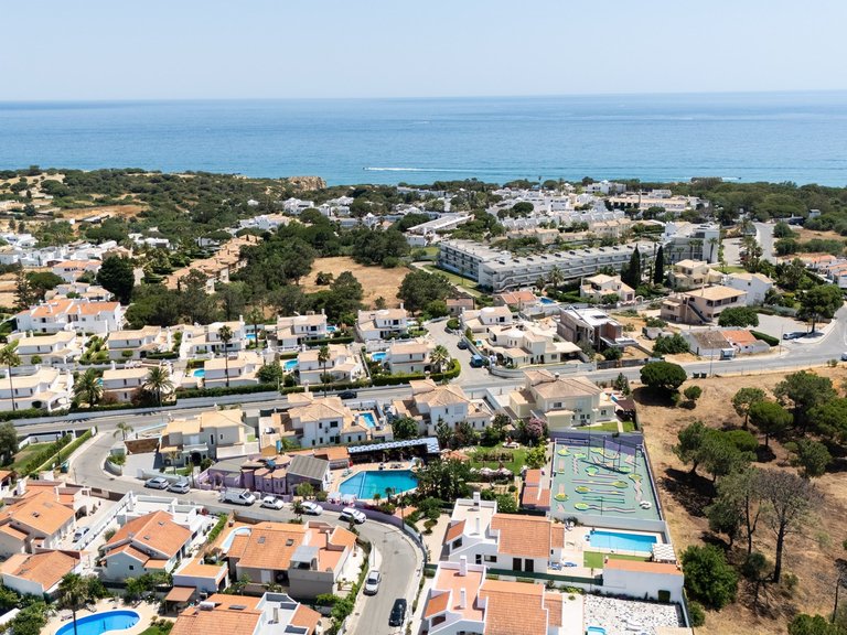 Plot for Sale in Albufeira, Algarve, Portugal 12